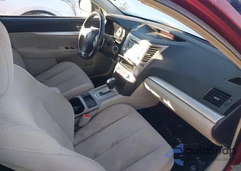 2013 Subaru Legacy 2.5I Premium z USA, uszkodzony, nr VIN 4S3BMBC64D3010429